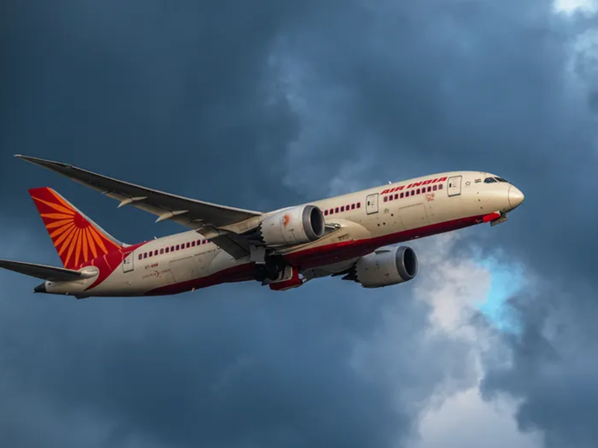 12 जून को अहमदाबाद से लंदन जा रही एयर इंडिया की फ्लाइट में आखिर हुआ क्या था? पहली रिपोर्ट आई सामने