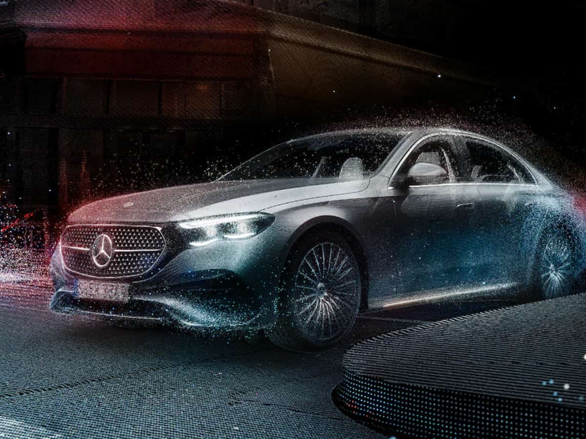 घर लाना चाहते हैं इस कंपनी की चमचमाती कार, तीसरी बार कीमत बढ़ाने की चल रही है तैयारी