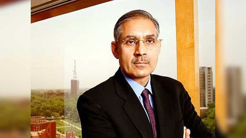 सैलरी से ज्यादा कमिशन, 1 दिन की तनख्वाह से दिल्ली में खरीद सकते हैं फ्लैट, DLF चेयरमैन की कमाई का हिसाब-किताब