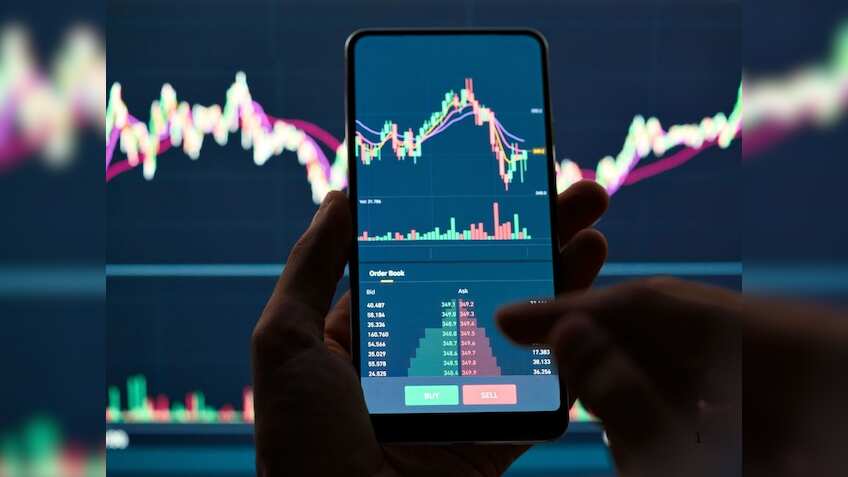  वीकली एक्सपायरी के दिन बाजार में दिखेगा जोश या फिर गिरावट? आज कमाई वाले Stocks की पूरी लिस्ट