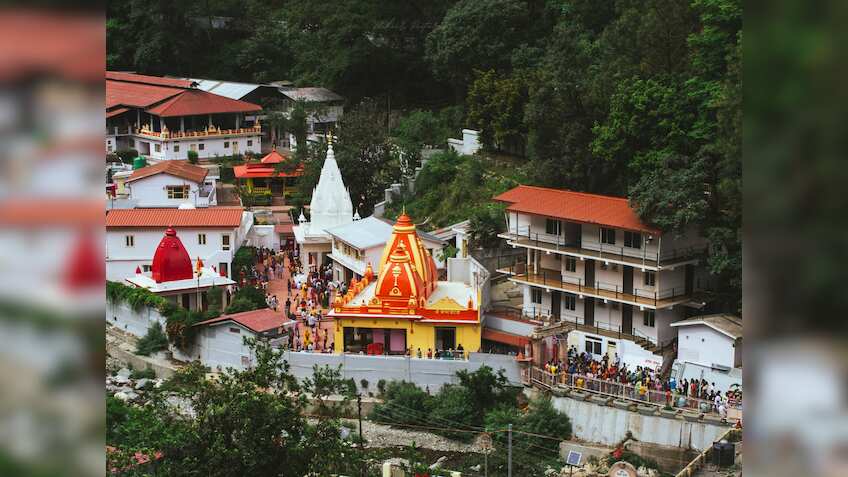 बाबा नीम करौली के भक्तों के लिए खुशखबरी, रोपवे से नैनीताल तक जुड़ेगा कैंची धाम, सरकार को भेजा प्रस्ताव