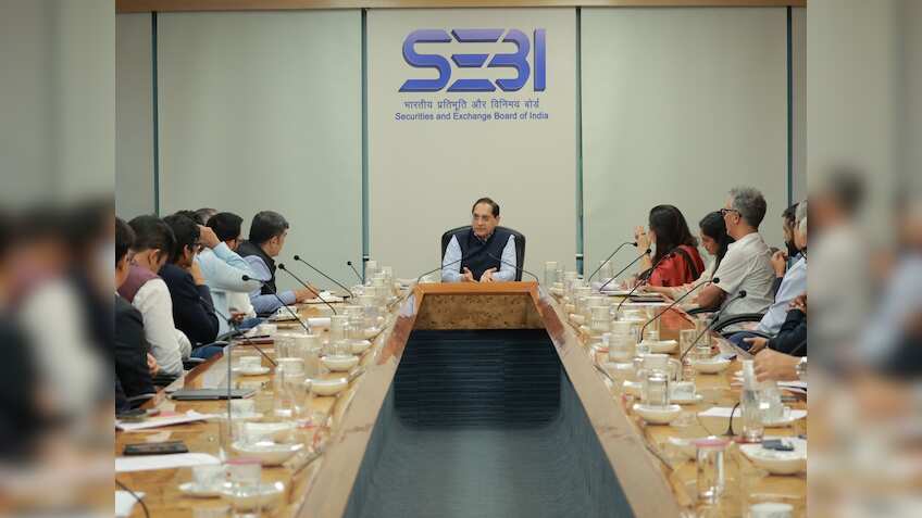 SEBI चेयरमैन तुहिन कांत पांडे ने दी बड़ी खुशखबरी, IPO लाने की तैयारी कर रहे Startups को होगा फायदा, जानिए कैसे