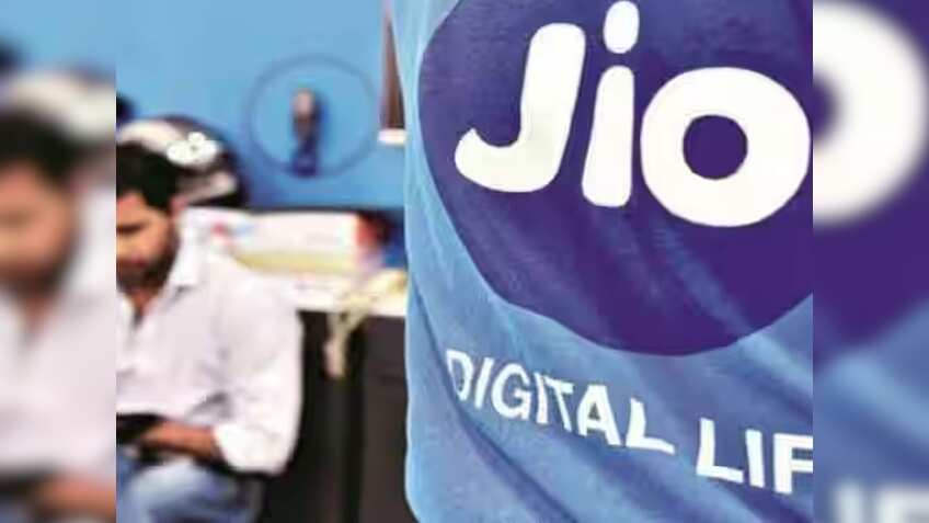 Jio Platforms के प्रॉफिट में 25 फीसदी की बढ़ोतरी, रेवेन्यू 19% बढ़कर हुआ 41,054 करोड़ रुपए
