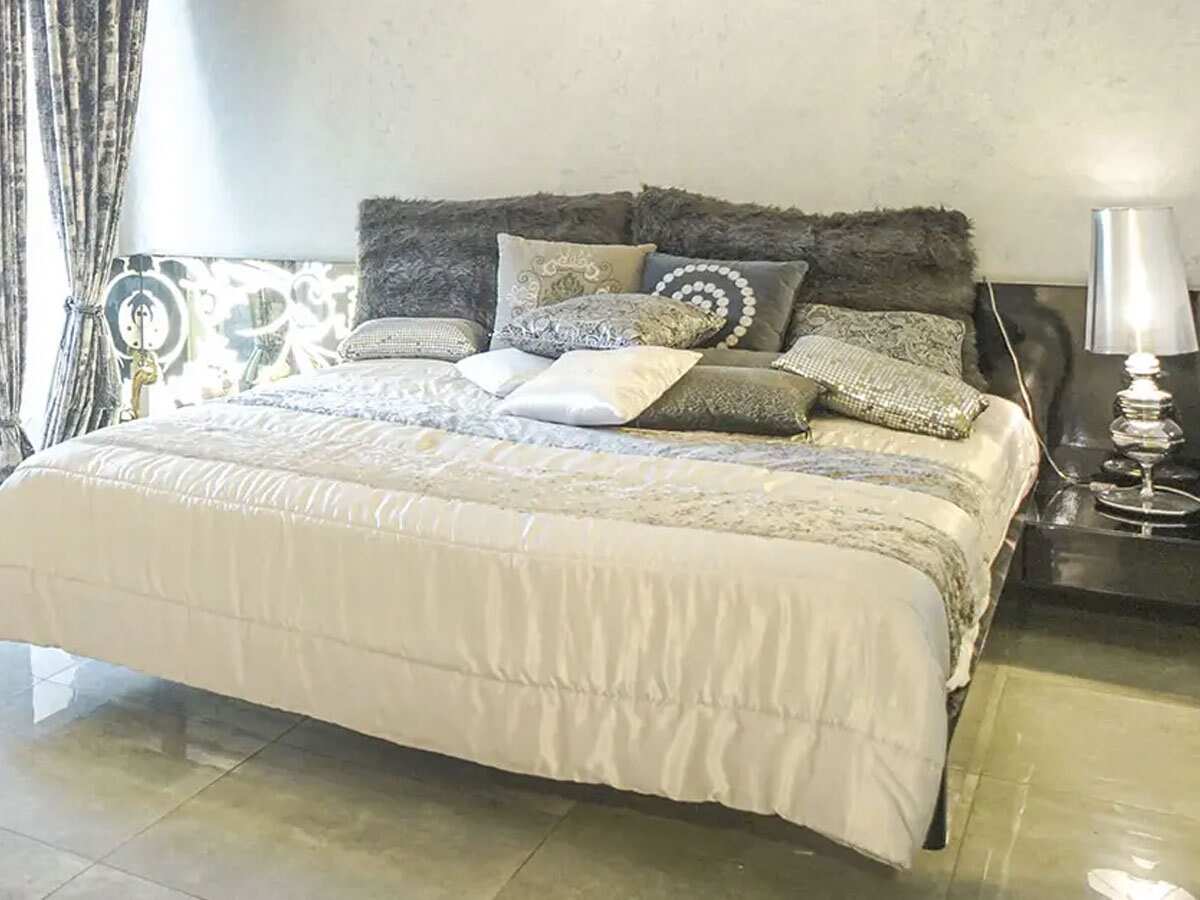 7000 स्कवायर फीट में फैला पेंटहाउस