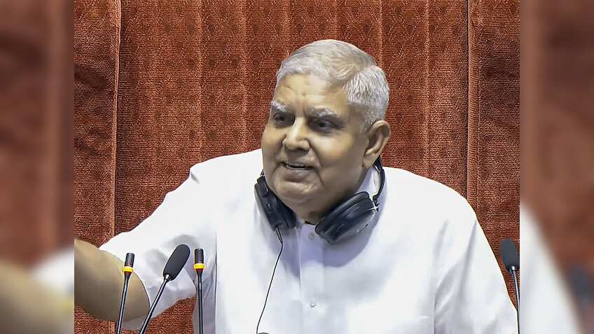 Vice President Resigns: उपराष्ट्रपति जगदीप धनखड़ ने दिया इस्तीफा, स्वास्थ्य संबंधी दिक्कतों का दिया हवाला