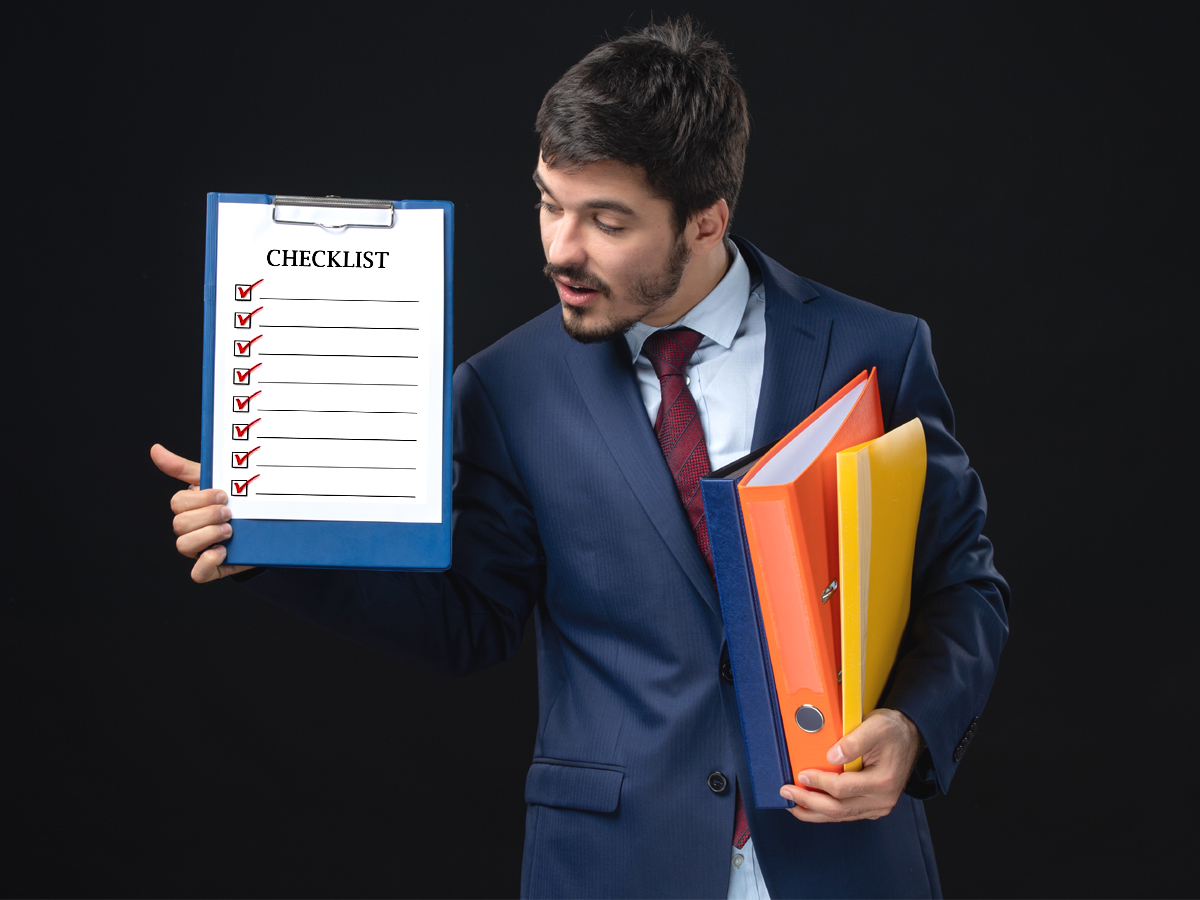 फ्रीलांसर हैं? समझ नहीं आ रहा कैसे फाइल करें ITR? जानिए कौन सा फॉर्म भरें और कैसे बचाएं Income Tax