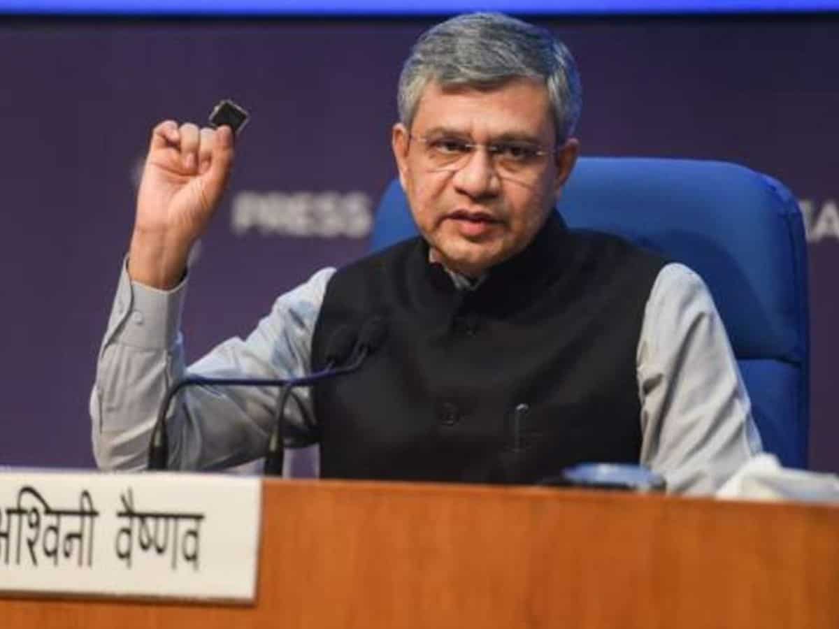 Bullet Train: कहां तक पहुंचा बुलेट ट्रेन का काम? रेल मंत्री वैष्णव ने बताया कब तक पटरी पर दौड़ेगी ट्रेन