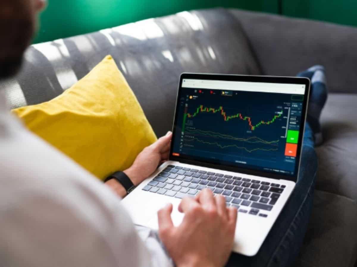 Titan Share Price