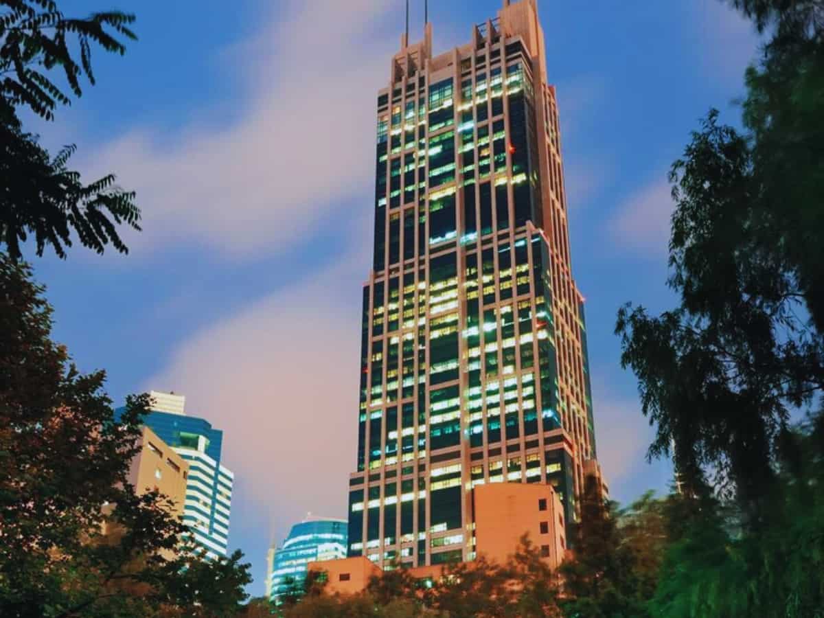 फ्लैट्स के सुख और दुख