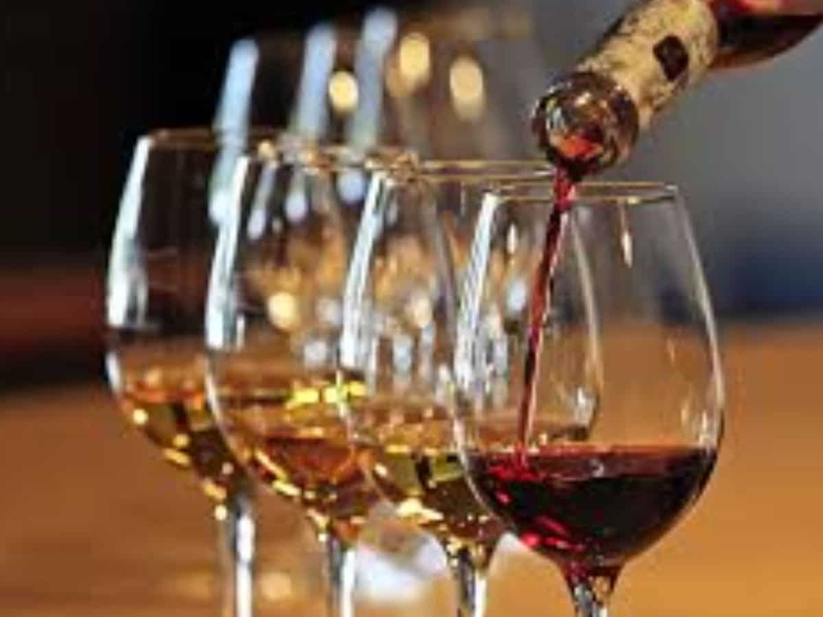 शराब बनाने वाली कंपनी में चढ़ेगा पैसे का नशा! टारगेट देखकर झूम उठेंगे निवेशक