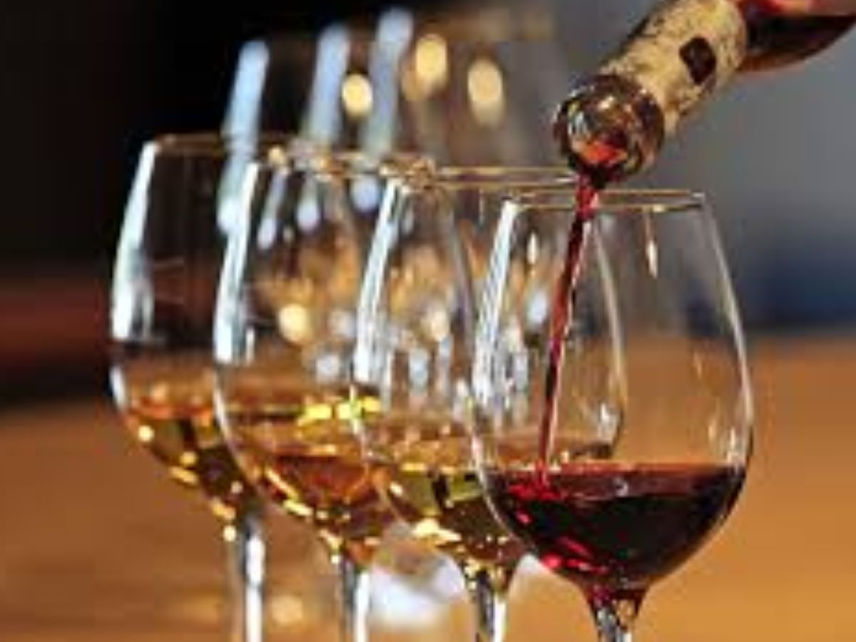 शराब बनाने वाली कंपनी में चढ़ेगा पैसे का नशा! टारगेट देखकर झूम उठेंगे निवेशक