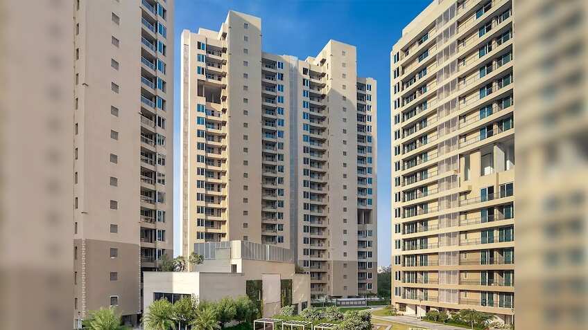 ₹2500 का मिला बड़ा टारगेट, 60% भाग सकता है ये Realty Stock