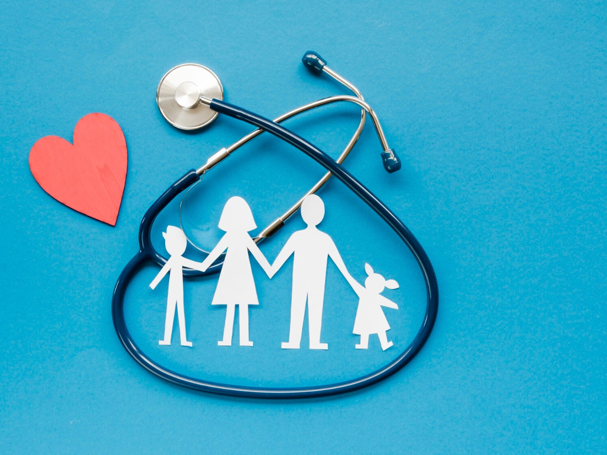 प्रीमियम भरा, पर क्लेम के वक्त मिला 'धोखा'! आपकी ये 5 गलतियां बीमा कंपनी को देती हैं पैसा लूटने का मौका