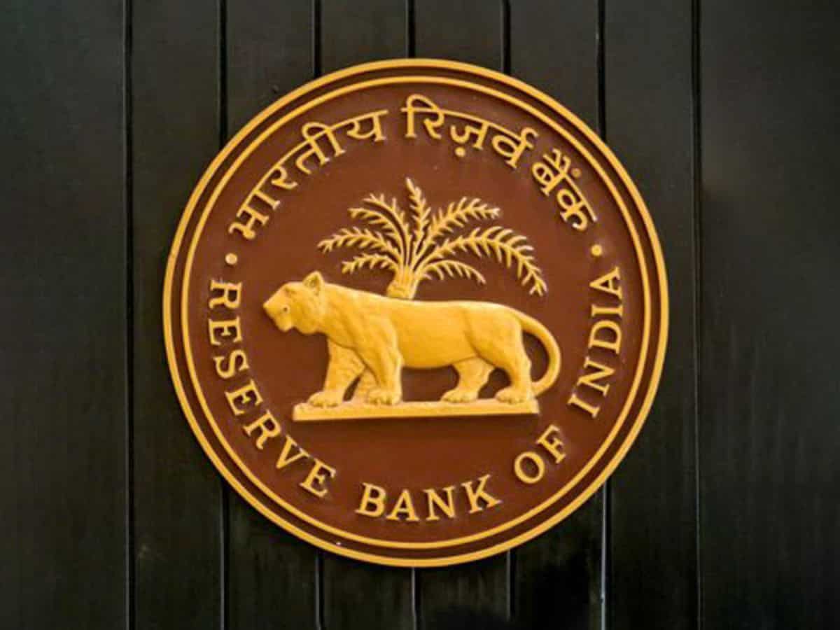 रेपो रेट, महंगाई और आपकी EMI...समझिए RBI की मौद्रिक नीति का मकसद और आप पर असर!