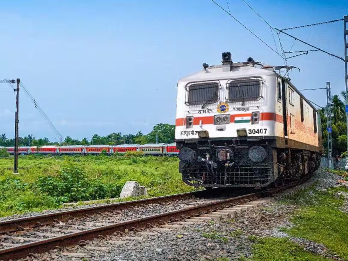 Railway का फेस्टिव ऑफर! रिटर्न टिकट पर मिलेगा 20% डिस्काउंट, जानें कैसे उठाएं फायदा