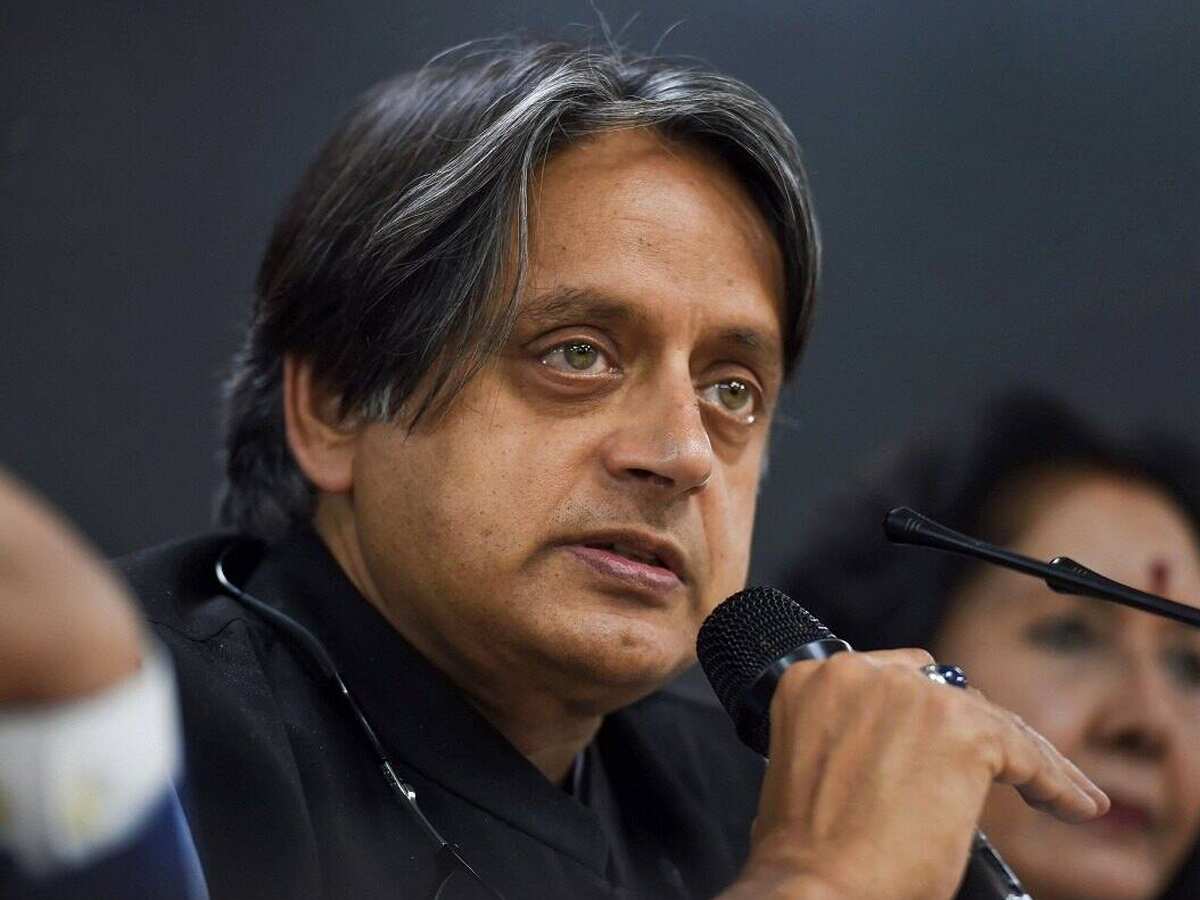 शशि थरूर का आया बयान, बोले- 'अमेरिका से रिश्ते अहम, ट्रेड सिर्फ एक मुद्दा', बैठक में पूछे गए करीब 50 सवाल