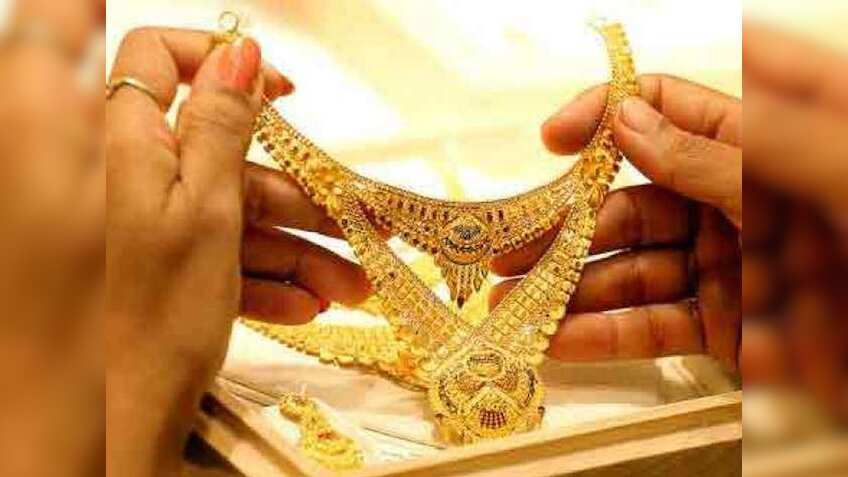 गोल्ड पर टैरिफ की अफवाहों पर डॉनल्ड ट्रंप ने लगाया 'फुल स्टॉप', दुनिया ने ली राहत की सांस