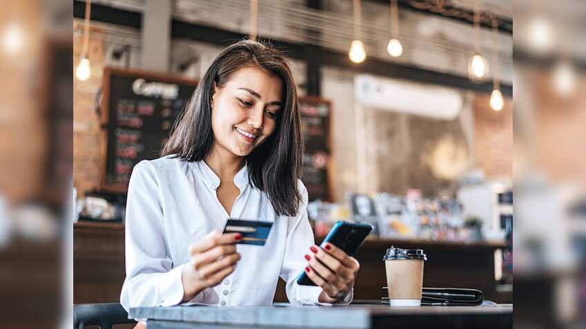 क्या होता है Corporate Credit Card? किसे मिलता है? जानिए इससे जुड़ी दिक्कतें और उससे निपटने के तरीके