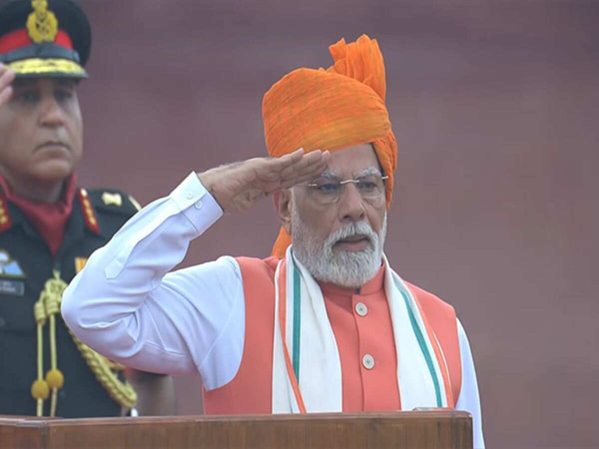 PM Modi का 103 मिनट का लंबा भाषण! देश, सरहद, इकोनॉमी और युवा पर क्या बोले