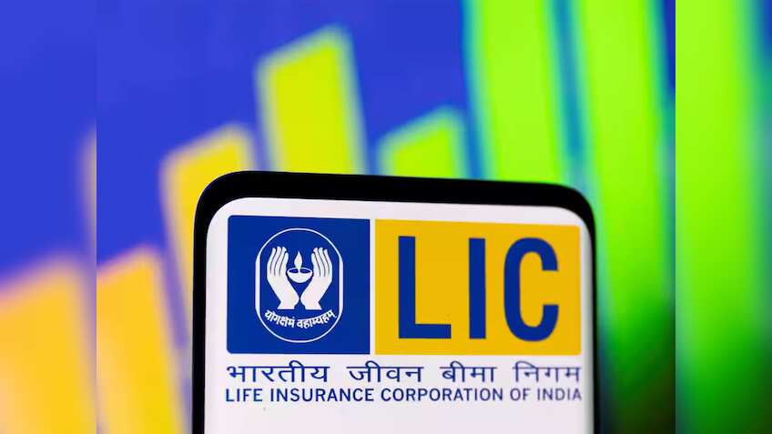 LIC की तरफ से आई बड़ी खुशखबरी, बंद हो चुकी पॉलिसी तुरंत करें शुरू, लेट फीस पर मिल रही भारी छूट