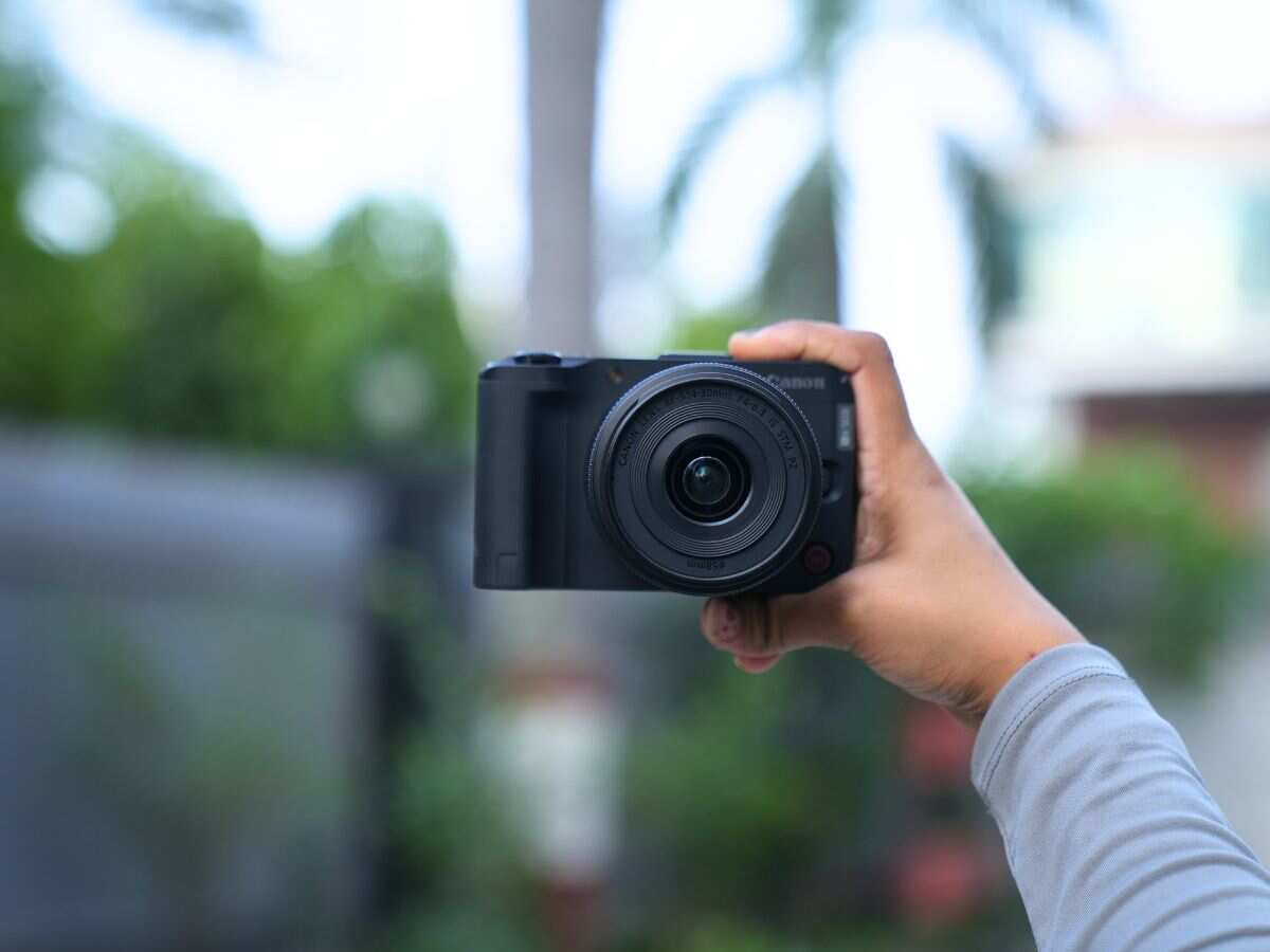 हर तरह के फोटोग्राफर के लिए है इस कंपनी के पास Cameras, 4K रिकॉर्डिंग, 40 फ्रेम की स्पीड और भी बहुतकुछ