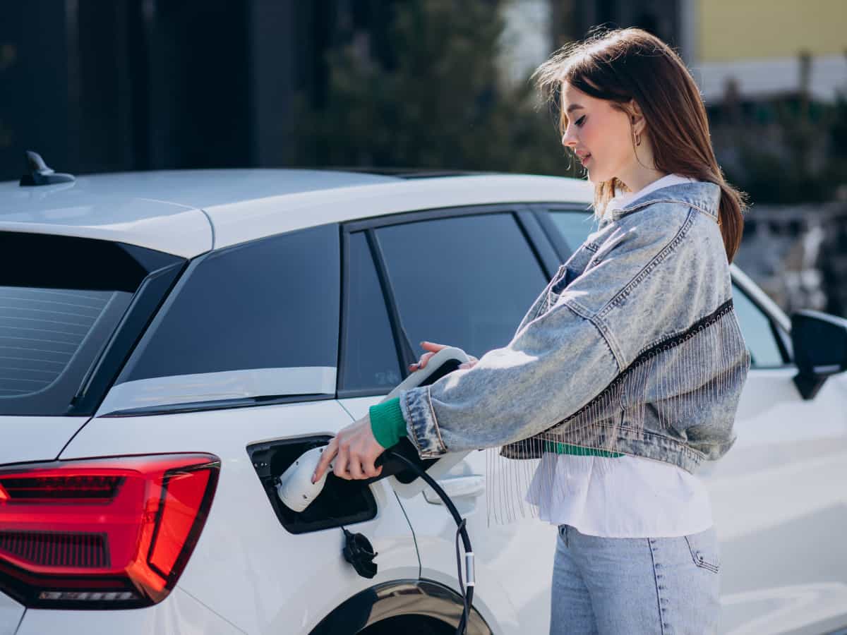 ₹10 लाख से सस्ती और 200-250 km तक की रेंज, ये Electric Car बन सकती हैं आपकी फेवरेट च्वाइस 