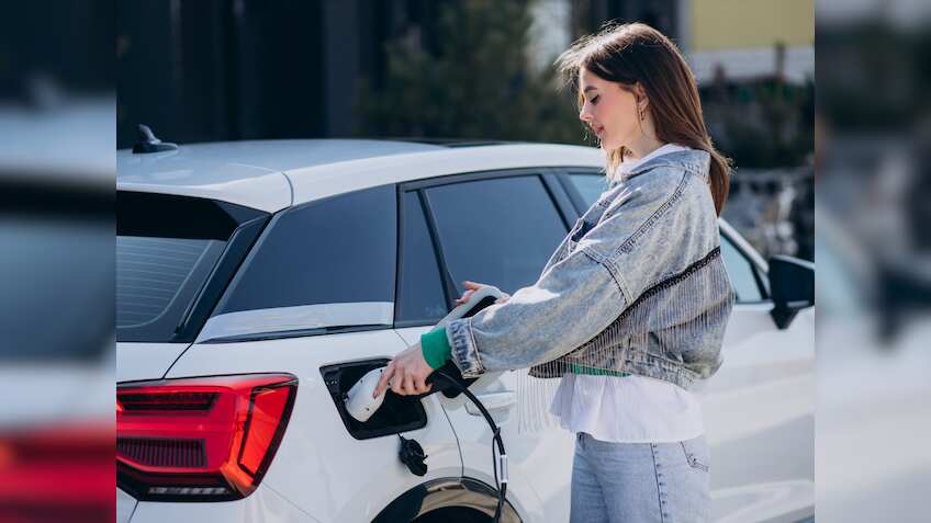 ₹10 लाख से सस्ती और 200-250 km तक की रेंज, ये Electric Car बन सकती हैं आपकी फेवरेट च्वाइस 