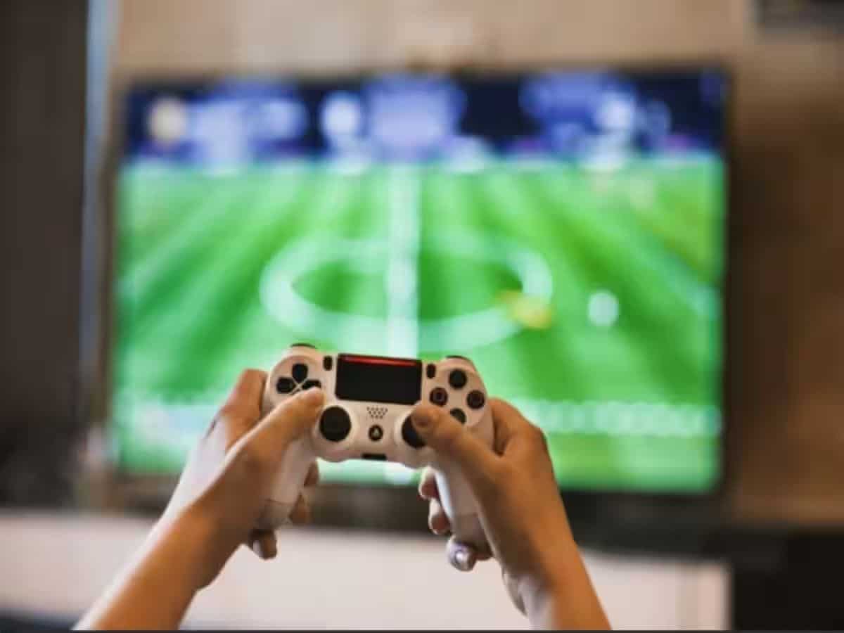 Online Gaming Bill का गेमिंग इंडस्‍ट्री को क्‍यों सता रहा है डर! आखिर क्‍या है इसमें? आज लोकसभा हुआ पेश