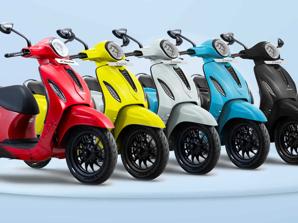 झटके से गिरी Bajaj Auto की सेल्स! Electric टू व्हीलर में दूसरे से पांचवां स्थान, अब कंपनी ने दिया कमबैक का मंत्र