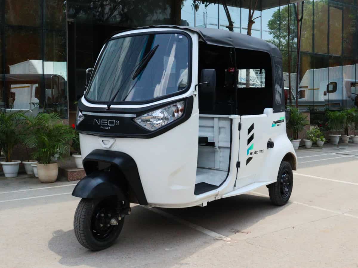 मार्केट में आया नया इलेक्ट्रिक ऑटो रिक्शा, 200+ km रियल रेंज, जानें कीमत और फीचर्स