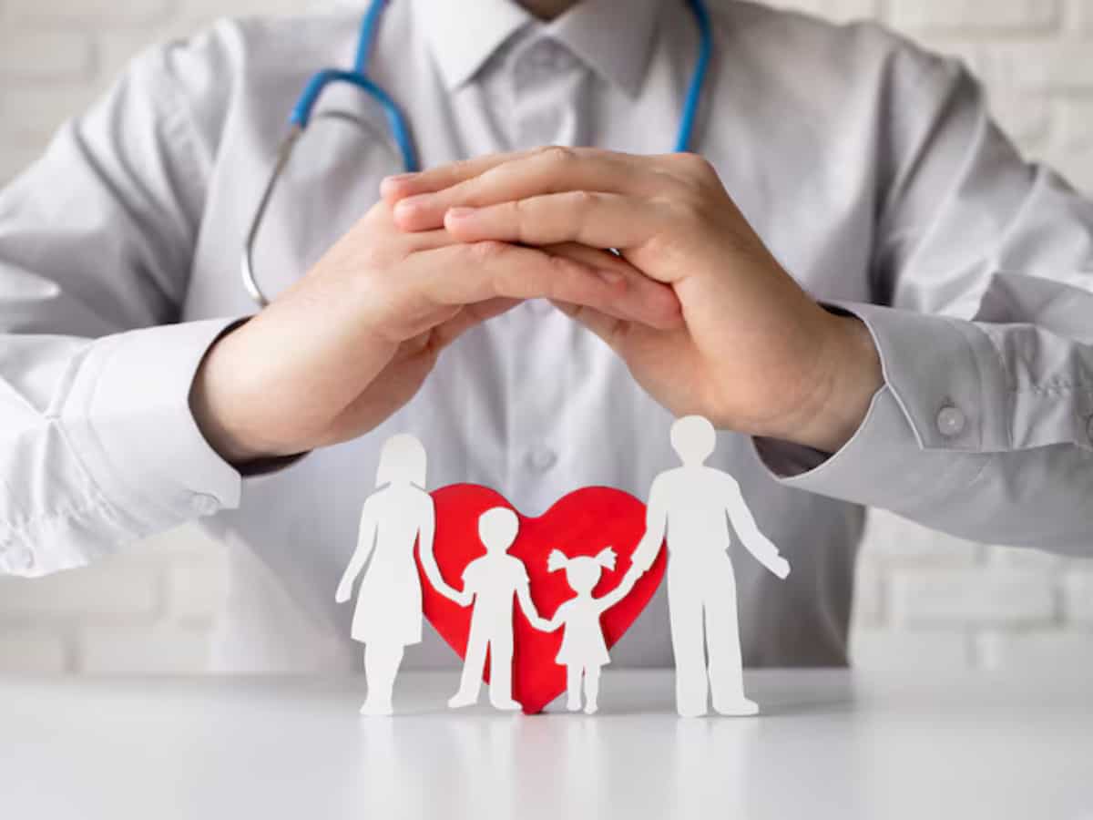 हेल्थ इंश्योरेंस लेने से पहले ध्यान दें! किन कंपनियों में सबसे ज्यादा रिजेक्ट होता है लोगों का क्लेम, देखें पूरी रिपोर्ट