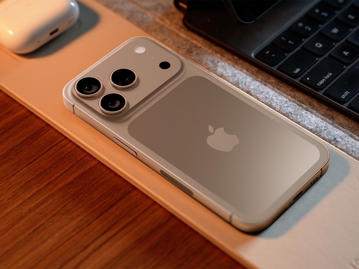 iPhone 17 का क्रेज! 70% यूजर्स ने बनाया पुराने आईफोन को छोड़ने का मन! ऐसा क्या है खास? पढ़ें ये रिपोर्ट