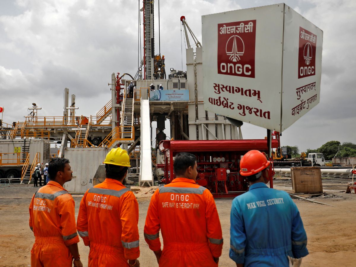 Oil India और ONGC के लिए नेगेटिव खबर, जीएसटी बढ़ाने का हो रहा विचार; जानें पूरी बात