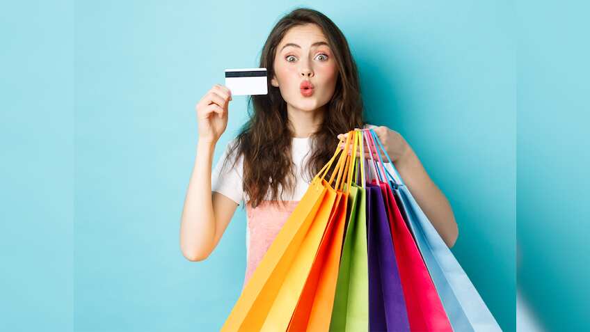 Credit Card का ऐसा इस्तेमाल कोई नहीं बताएगा! पैसे खर्च करते हुए भी आप कर सकते हैं सेविंग, गजब का है ये तरीका