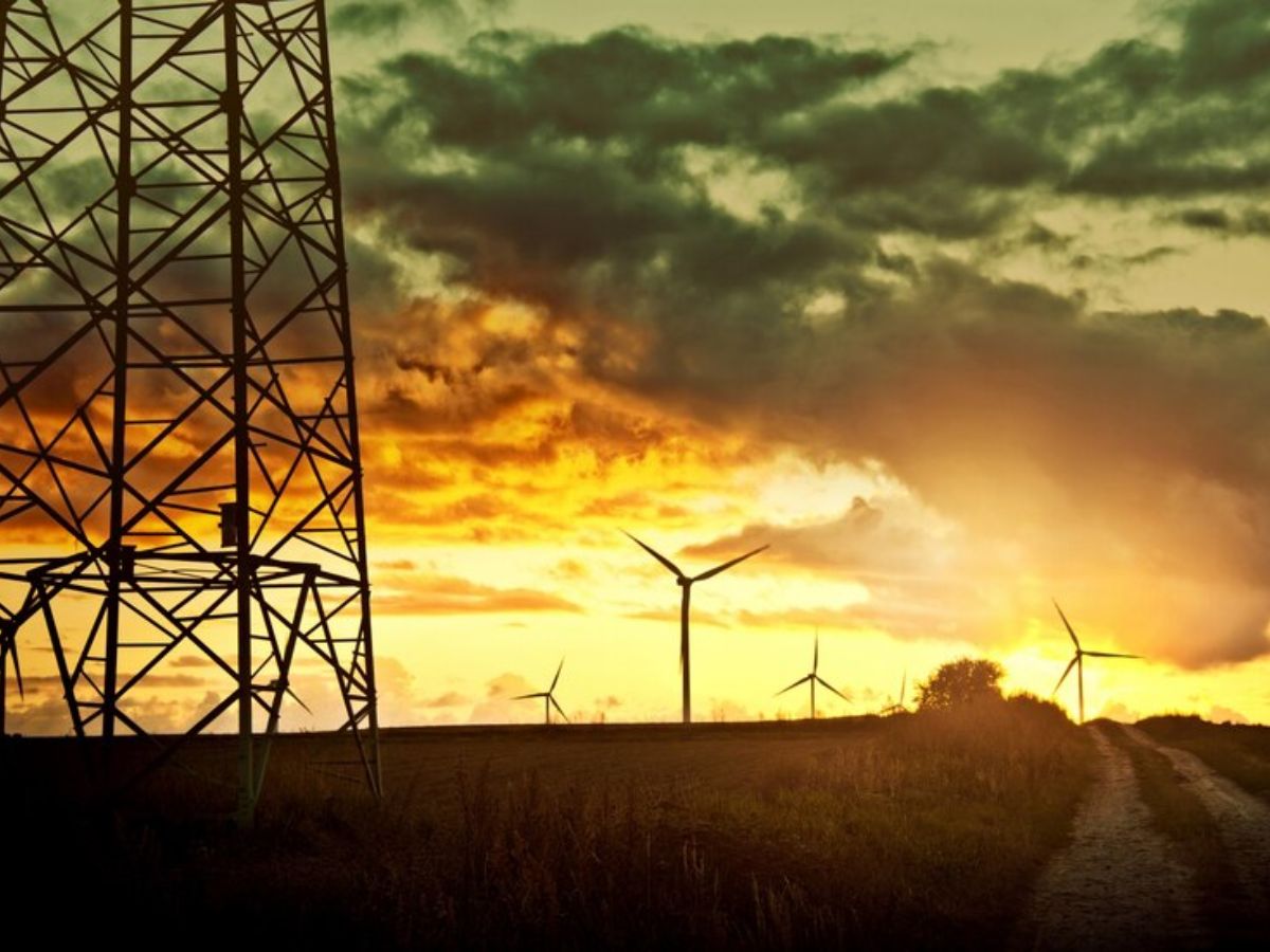 Inox Wind, Waree Energies, Suzlon जैसे शेयरों पर रखें कड़ी नजर, GST काउंसिल से आ सकती है खुशखबरी