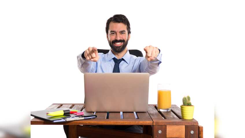 वर्क लाइफ बैलेंस नहीं.. हफ्ते में 6 दिन.. रोज 12-14 घंटे काम.. मंजूर है? तो ये Startup दे रहा ₹1.5 करोड़ Salary