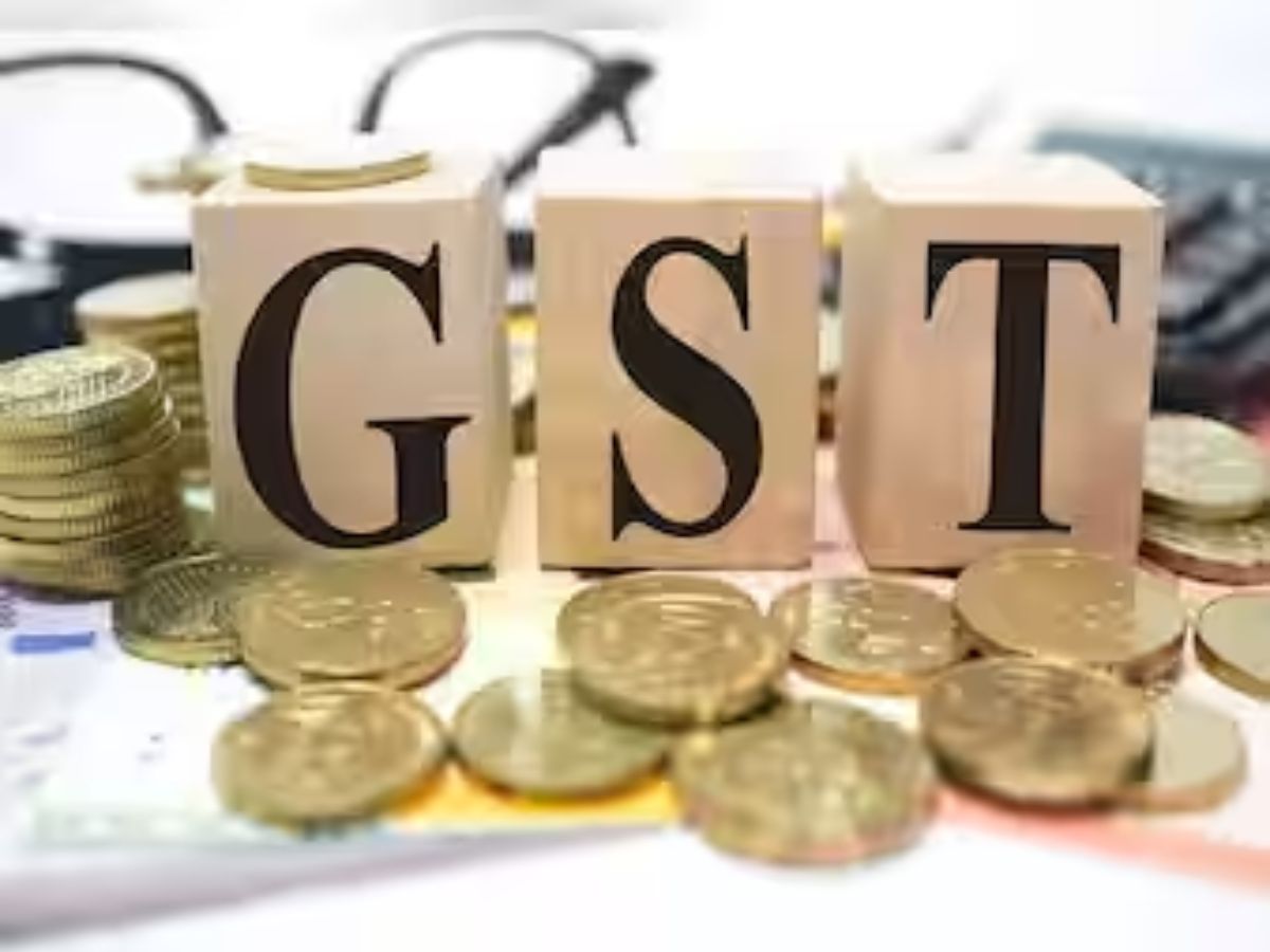GST Rate Cut: फेस्टिव सीजन में सरकार का 'बंपर गिफ्ट', क्या अमेरिकी टैरिफ का असर होगा बेअसर! जानें क्या कहते हैं अर्थशास्त्री
