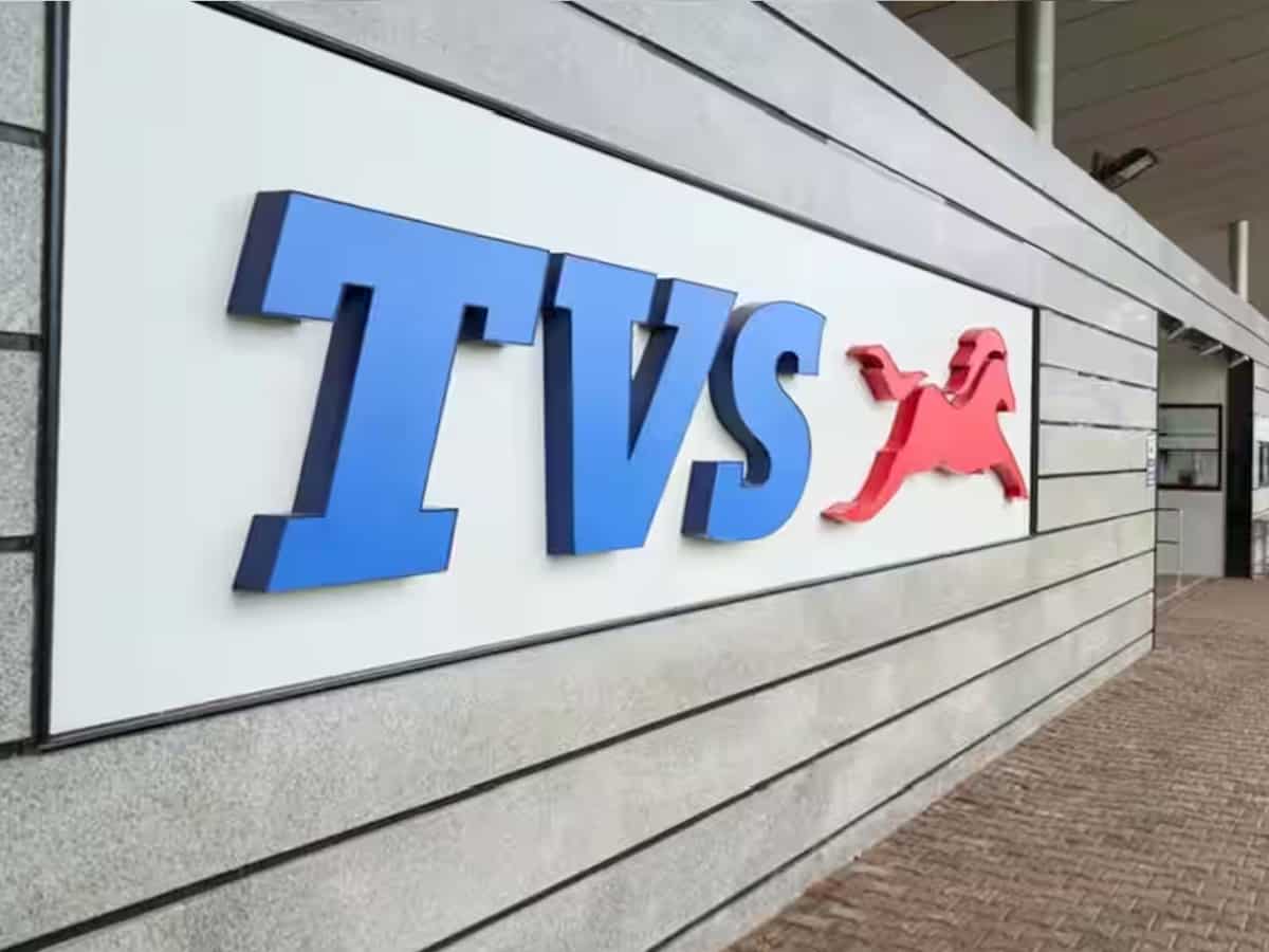 TVS मोटर ने किया बड़ा ऐलान, बताया GST Rate Cut का कितना फायदा मिलेगा ग्राहकों को, जानिए क्या बोली कंपनी
