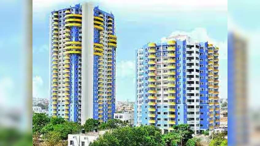 GDP आसमान में, होम लोन की EMI सस्ती, क्या घर खरीदने का आ गया सही वक्त? फैसला लेने से पहले जान लें ये सच्चाई