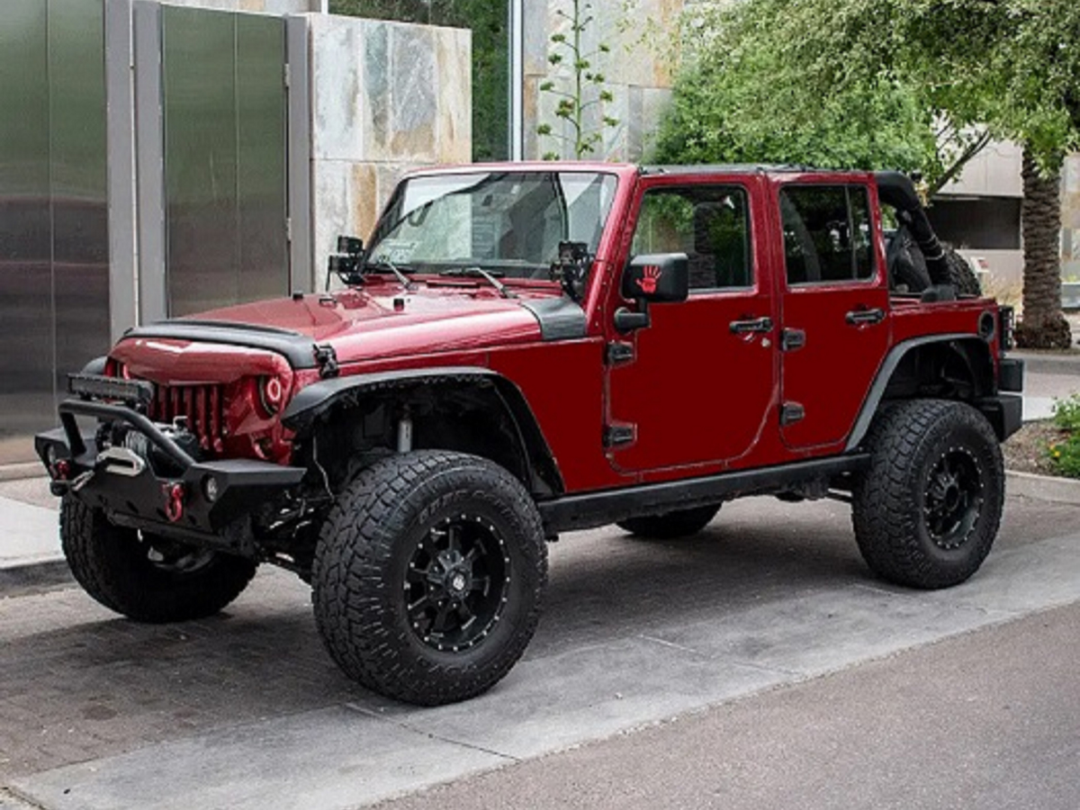 करीब ₹5 लाख तक सस्ती हुईं Jeep India की कार, GST कटौती के बाद कंपनी ने दी बड़ी राहत