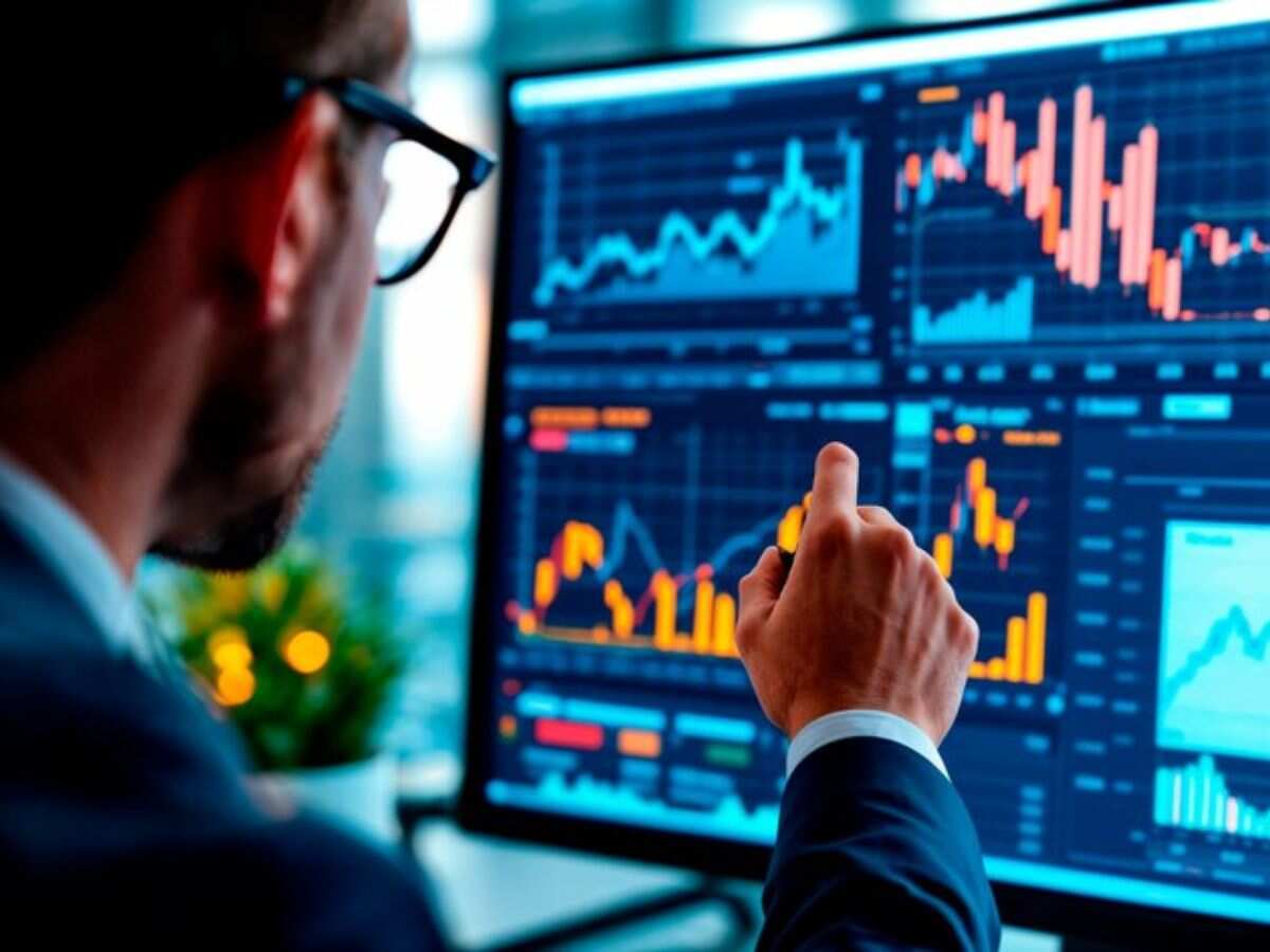 Stock Market Highlights: शेयर बाजार में तेजी का सिक्सर! लेकिन निफ्टी 25,000 के नीचे बंद- आईटी और बैंकिंग शेयरों में बहार