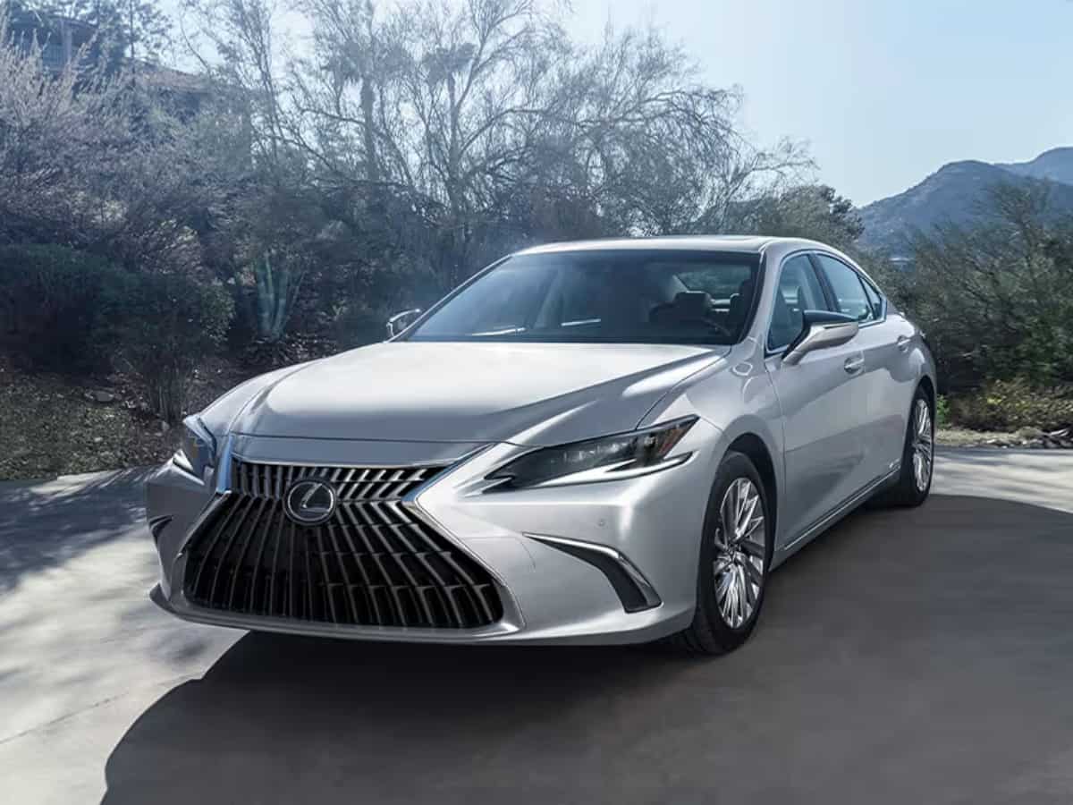 Lexus India की भी कार सस्ती
