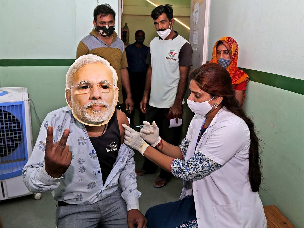 2021 - रिकॉर्ड कोविड वैक्सीनेशन