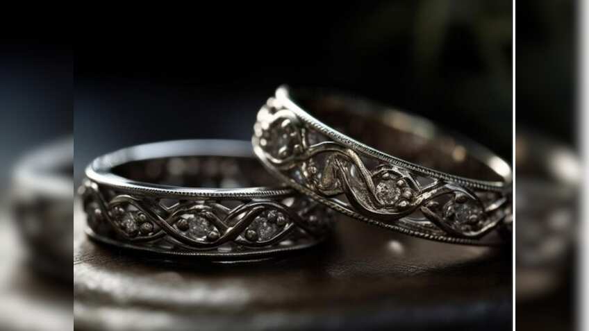 Gold Rate Today: त्योहारों के पहले चांदी ने भी छू लिया नया हाई, सोने की रैली जारी, लेकिन बाजार के भाव में राहत