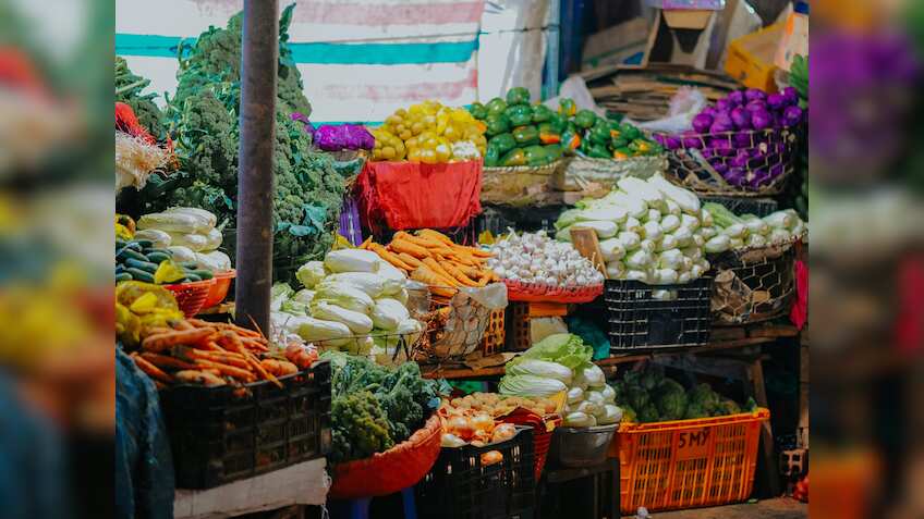 CPI Data: महंगाई के ये आंकड़े सुनकर मिलेगी राहत! लगातार तीसरे महीने गिरा फूड इंफ्लेशन