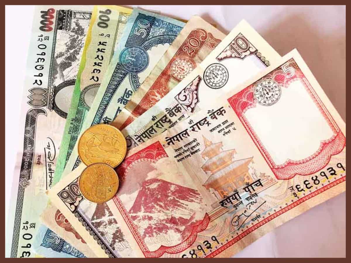 नेपाल: नेपाली रुपया (NPR)