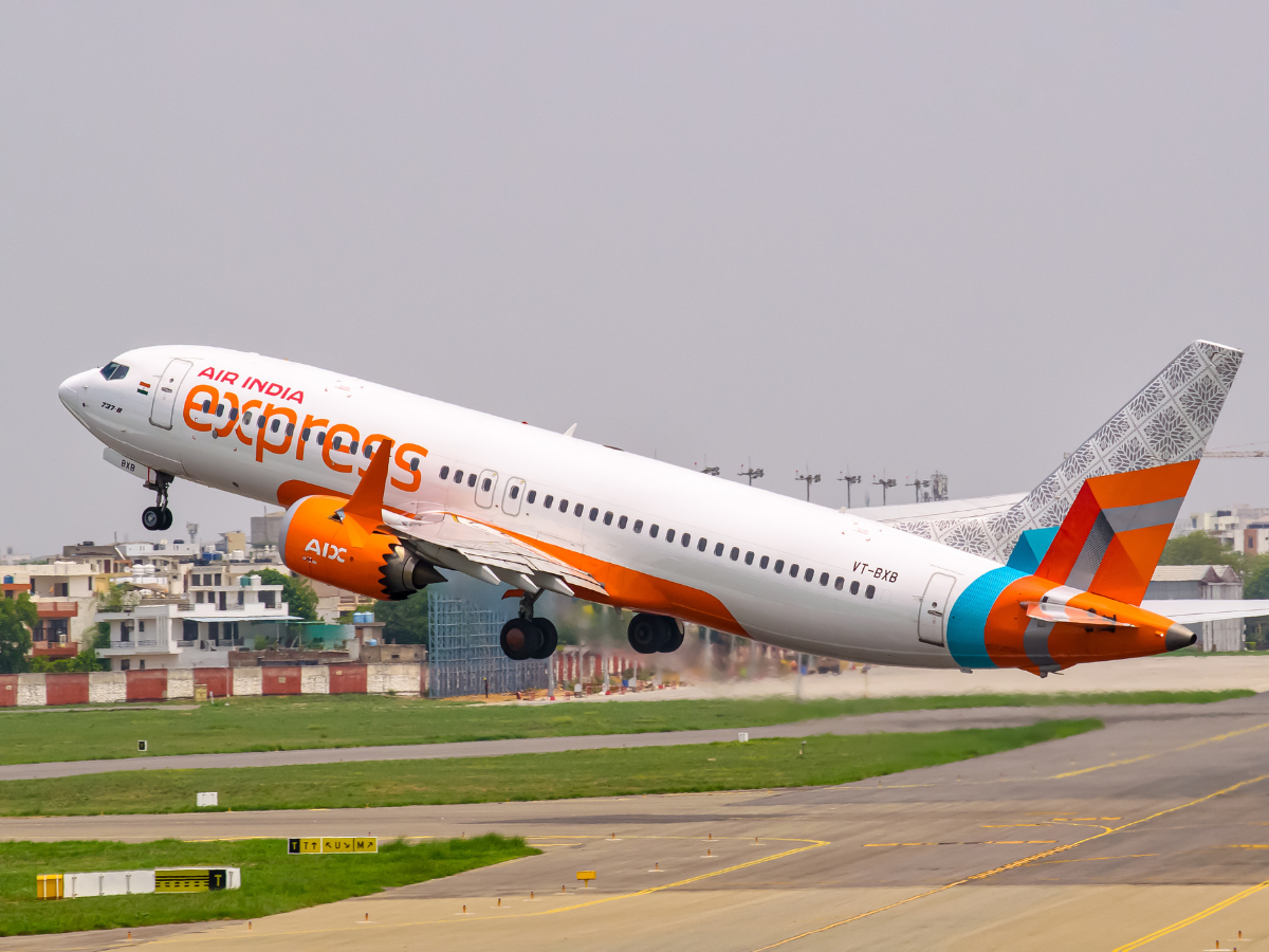 Air India Express का बड़ा धमाका, टिकट बुकिंग पर मिलेगा 70% तक का डिस्काउंट! जानें किसे मिलेगा फायदा