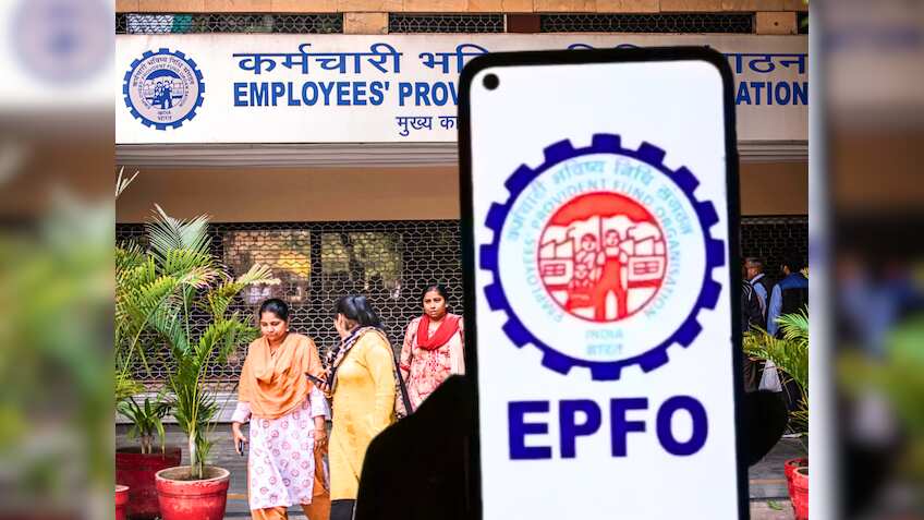 EPFO 3.0: नौकरीपेशा के लिए खुशखबरी! ‘पासबुक लाइट’ से लेकर फास्ट-ट्रैक सेटलमेंट तक- जानें कैसे बदल रही है PF की दुनिया