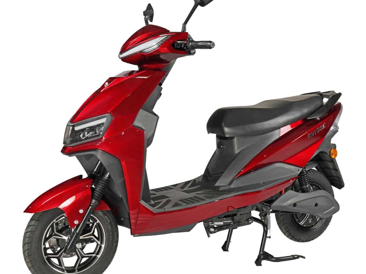 इस इलेक्ट्रिक स्कूटर पर मिल रहा है ₹17500 तक का डिस्काउंट, खरीदने के लिए फॉलो करनी है बस ये शर्त...
