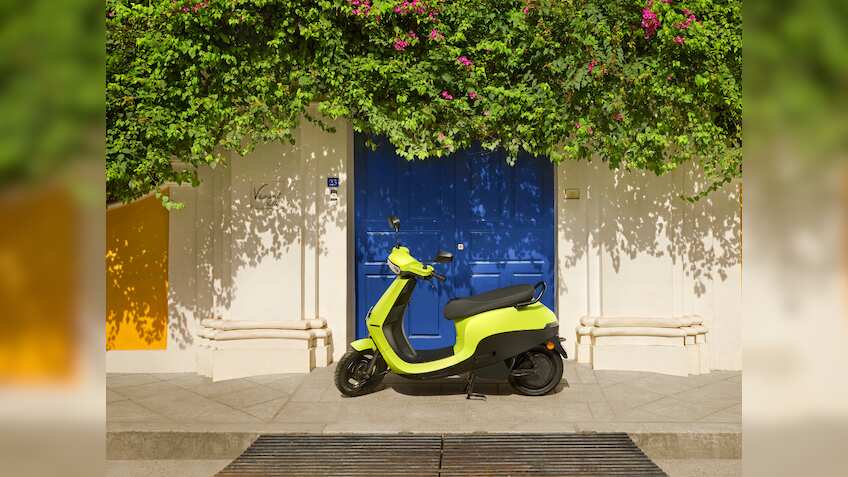 9 दिन का मौका; बस ₹49,999 में ले जाएं अपनी चमचमाती EV! इस कंपनी ने दिया अब तक का सबसे बड़ा तोहफा